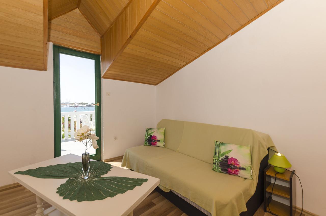 רוגוזניצה Apartments Olivera מראה חיצוני תמונה